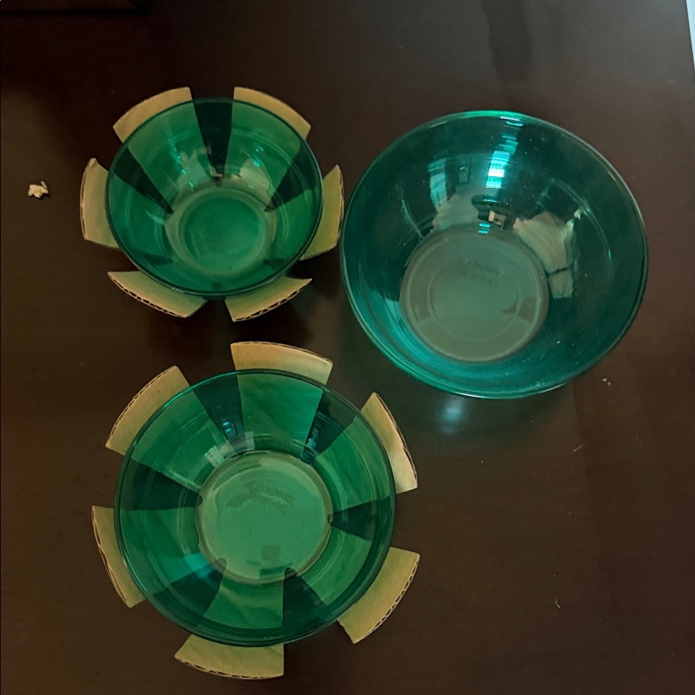 Set of Three Emerald Green Glass Bowls